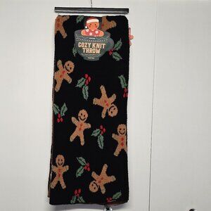 NWT Viral Black Gingerbread Blanket